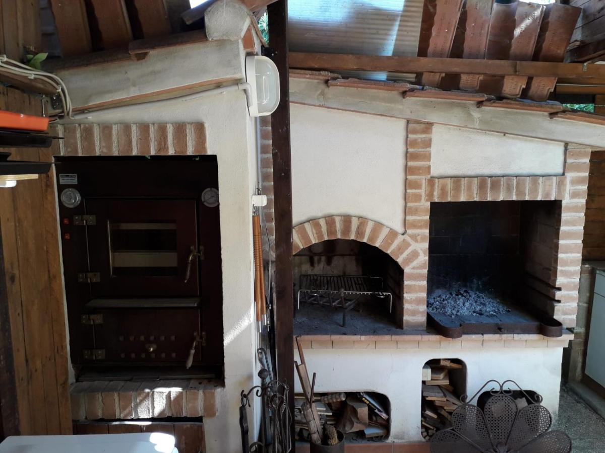 Apartamento Locazione Turistica Di Pucci Lidia Asís Exterior foto